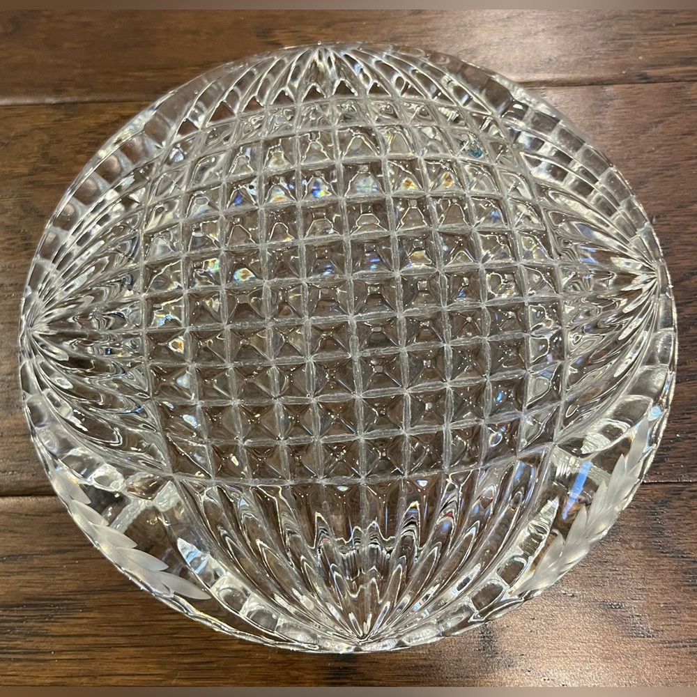 VINTAGE Intricate Cut Crystal Glass Decorative Cigarette Cigar Ashtray 1980’s - Picture 4 of 4
